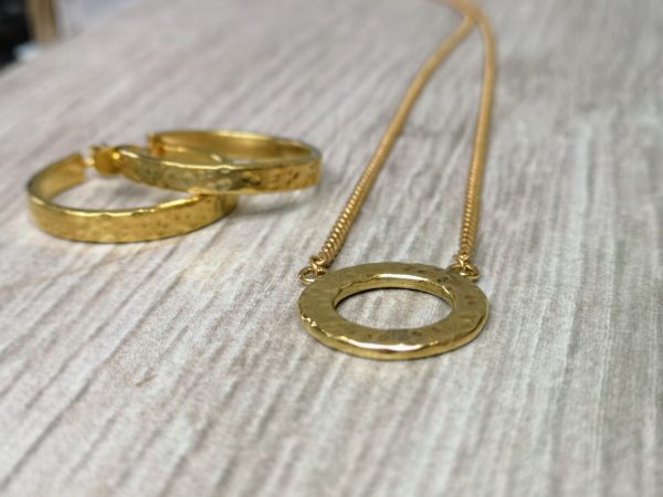 Brass Full Circle Necklace - Image 5