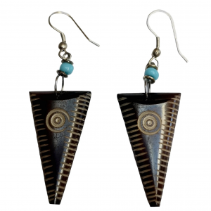 Handcrafted cow bone bead, triangle shape, brown with engraved pattern and a turquoise Maasai bead